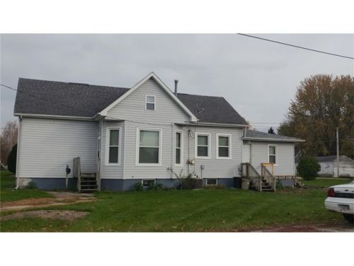 406 Main St, Genoa Bluff, IA 52301-1626