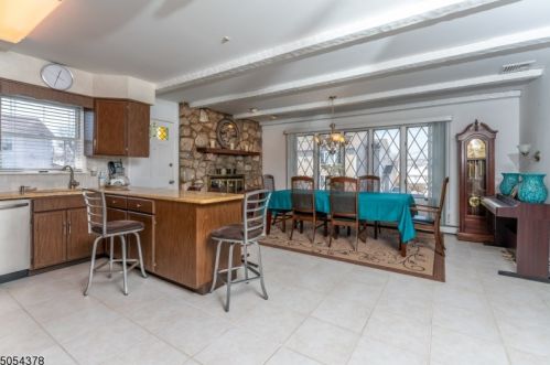 41 Mt Pleasant Ave, West Paterson NJ  07424-2734 exterior