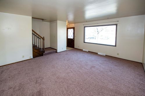 1415 Fleetfoot Dr, Waukesha WI  53186-6915 exterior