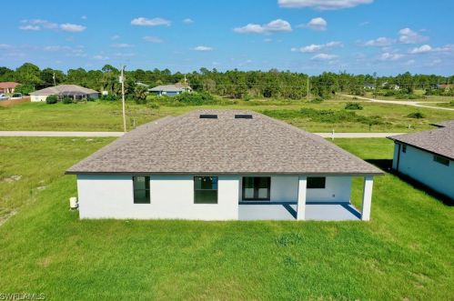 1026 Harwood Ave, Lehigh Acres, FL 33974-5582