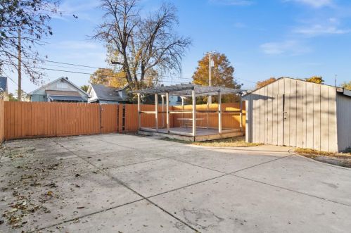6328 Jackson Ave, Hammond, IN 46324-1217