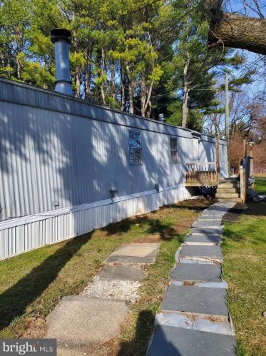 74 Douglas Fir Rd, Magnolia, DE 19962-1275
