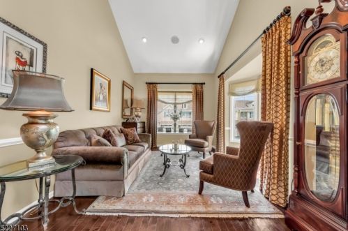 16 Greenwich Ct, Mount Olive NJ  07828-2452 exterior