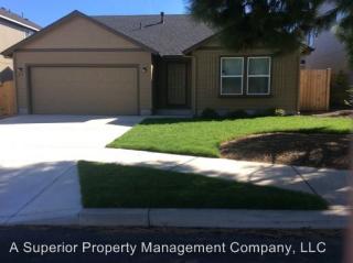 615 Glengarry Pl, Bend OR  97702-1694 exterior