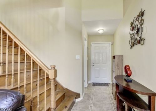 274 Long Meadow Rd, Bedminster, NJ 07921-1925