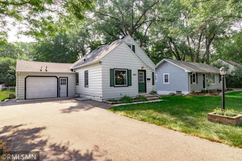 2905 Nevada Ave, Minneapolis, MN 55426-3231