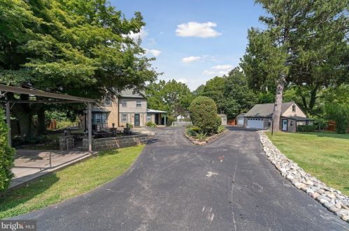 2202 Swede Rd, Norristown, PA 19401-1734