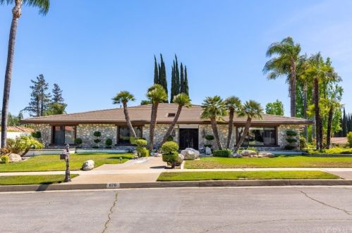 676 Buffington St, Upland, CA 91784-1672
