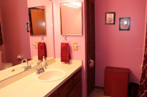 1220 Creekbottom Cir, Orlando FL 32825-7753 exterior