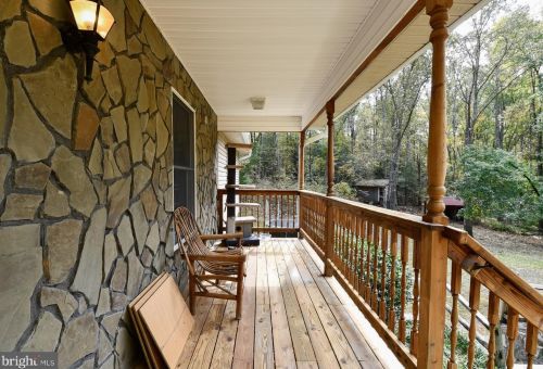 9135 James Madison Pkwy, Owens VA  22485-4905 exterior