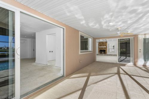 1224 Kittiwake Cir, Sanibel FL  33957-3608 exterior