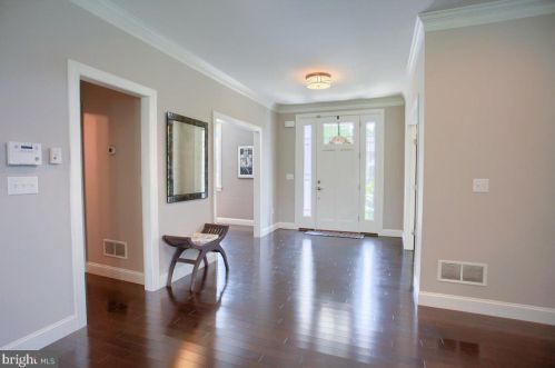 504 Sophia Cir, Hummelstown PA  17036-7089 exterior