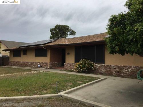 330 Cypress Rd, Oakley, CA 94561-3201