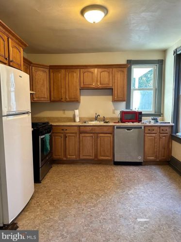 51 Franklin St, Lancaster PA  17602-3751 exterior