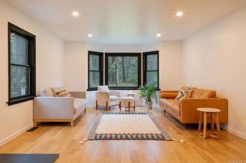 325 Hartwood Rd, Monticello NY  12777-6432 exterior