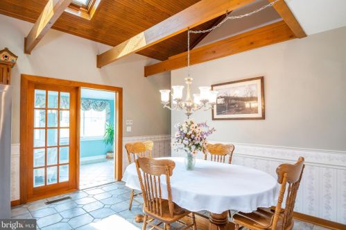 1342 Fairview Dr, Dauberville PA  19533-9185 exterior