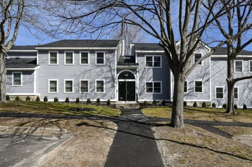 2003 Hockley Dr, Hingham, MA 02043-1549