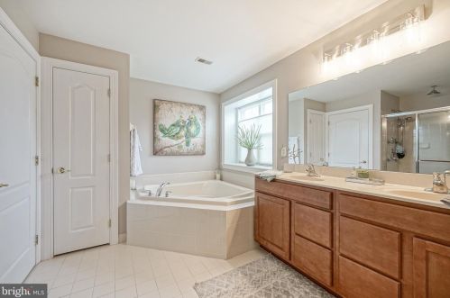 3 Exeter Ct, Lumberton Township NJ  08048-4551 exterior