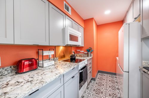 2229 Flower Tree Cir, Melbourne FL  32935-3351 exterior