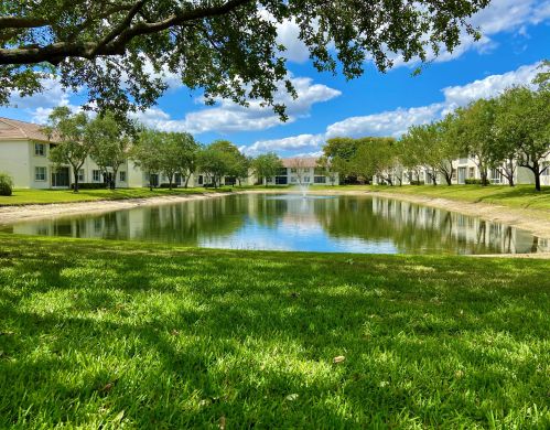 7863 Laina Ln, Boynton Beach, FL 33437-8402