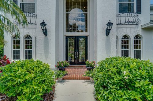 218 Mclean Point Ct, Winter Haven, FL 33884-4137