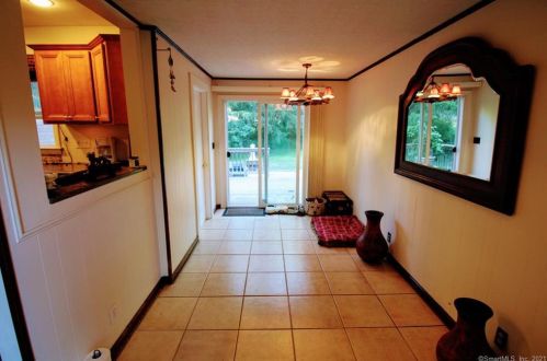 99 Laurel Hill Rd, Brookfield Center CT  06804-1014 exterior