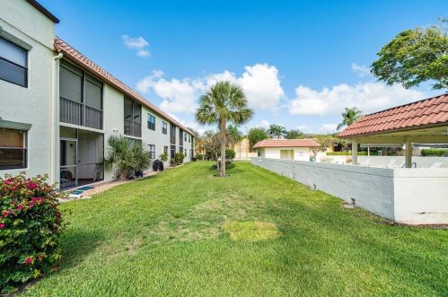 55 Tropic Isle Dr, Delray Beach FL  33483-4773 exterior