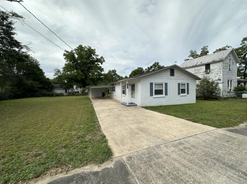 462 Main Ave, Defuniak Springs, FL 32435-2828