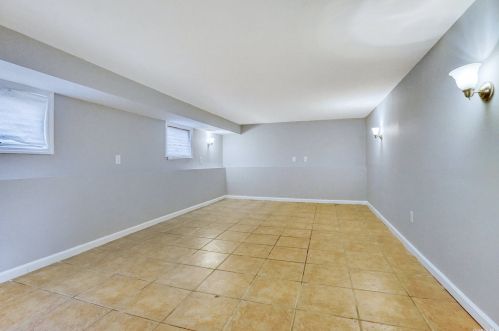 48 Thorney Ave, Huntington Station NY  11746-3253 exterior