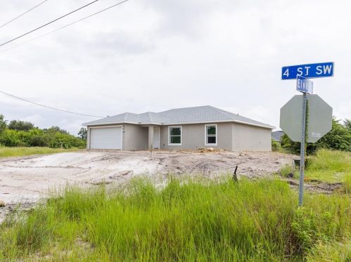 2707 4th St, Lehigh Acres, FL