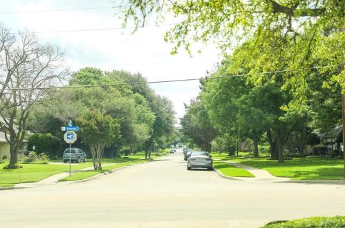 812 Hillsdale Dr, Richardson, TX 75081-5230