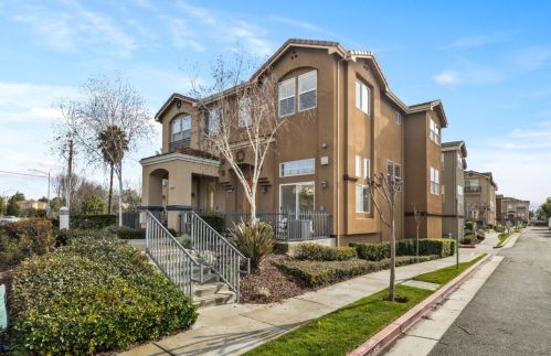3202 Lago De Como Pl, San Jose, CA 95136-1211