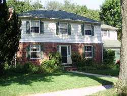 93 Randlett Park, Newton, MA 02465-1718