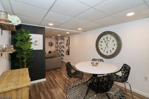 529 Myrtle Ave, Roselle Park NJ  07204-1507 exterior