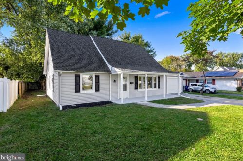 37 Holstone Ln, Willingboro NJ  08046-1817 exterior