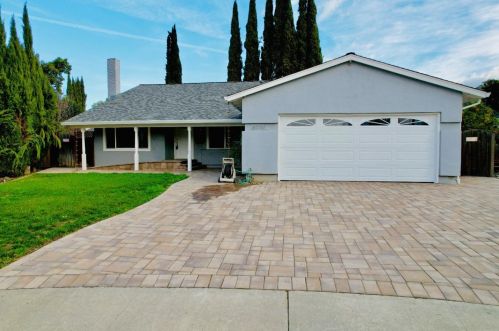 6998 El Marcero Ct, San Jose, CA 95119-1833