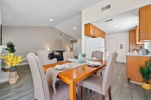 512 Silver Tree Ct, Rio Linda CA  95673-2247 exterior