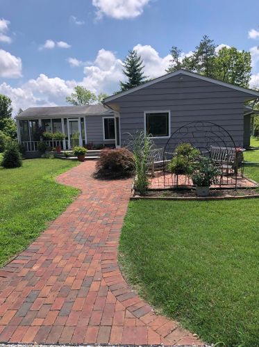 922 Silvoor Ln, Miami, OH 45056-2439