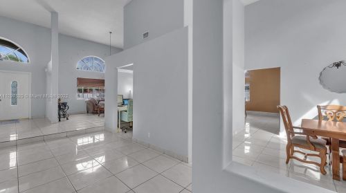 925 202nd Ave, Hollywood FL  33029-3442 exterior