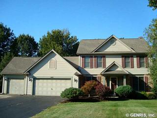 1410 Viking Cir, Webster, NY 14580-8544