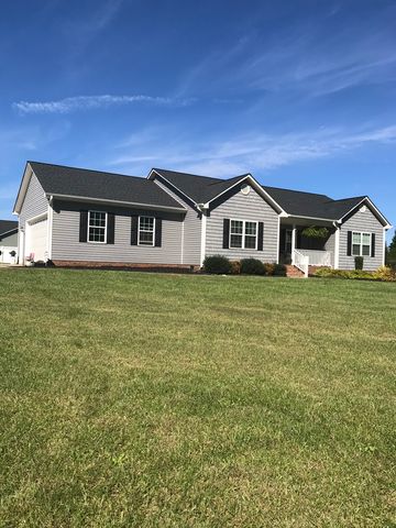 220 Lone Pine Rd, Statesville, NC 28625-2209