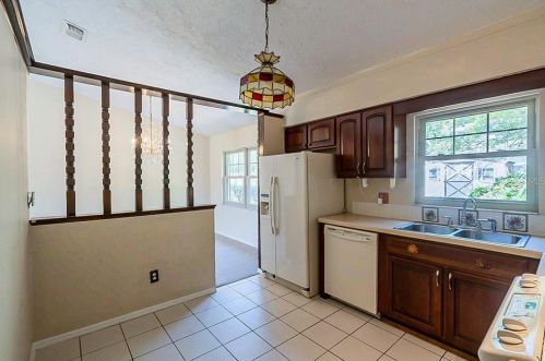 2049 El Campo Ave, Deltona FL  32725-3204 exterior