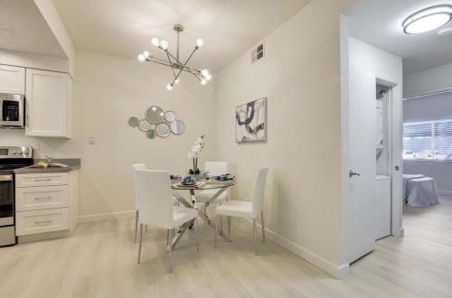 537 Shadow Dance Dr, San Jose, CA 95110-3570