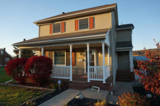 1123 4th Ave, Berwick, PA 18603-1707