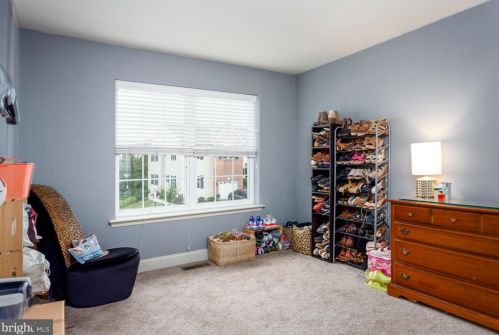 56 Green View Dr, Pottstown PA  19464-7501 exterior