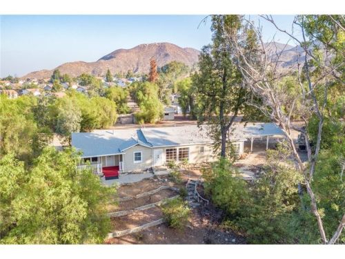 22330 Lemon St, Wildomar CA  92595-8384 exterior