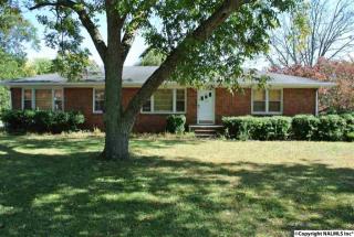 902 Speake Rd, Huntsville, AL 35816-3532