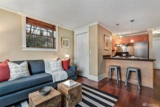 217 17th Ave, Seattle WA 98112-5228 exterior
