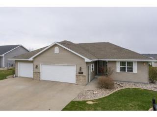 2061 Foxland St, Kaukauna, WI 54130-3946