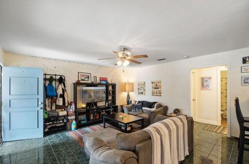 4711 Blueberry Trl, Austin TX 78723-5308 exterior